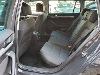 Volkswagen Passat GTE B8 Variant 1.4TSI 160kW DSG Virtual - 9