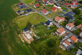 Prodej pozemku k bydlení, 829 m², Žleby, ul. Zahradní - 9