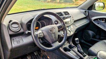 Toyota RAV4 2,2 D-4D 150 Lux 4x4 Odpočet DPH - 9
