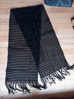 dámské čepice a šály - 9