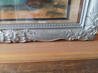 OBRAZ OLEJ V DŘEVĚNÉM VYŘEZÁVANÉM RÁMU SIGNATURA - 9