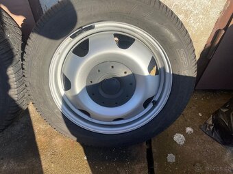Zimní pneu kola VW T5,T6,T7 215/60/17C - 9