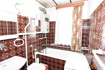 Prodej rodinného domu, 260 m2, Louny - 9