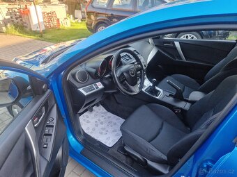 MAZDA 3 2.0 BENZÍN - 9