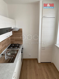Pronájem bytu 1+1, 36 m², Ostrava, ul. Dr. Martínka - 9