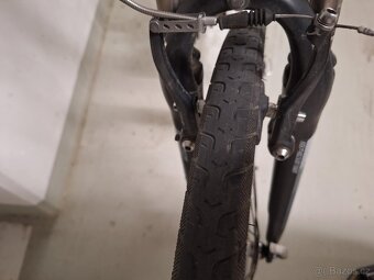 Krosové/trekingové kolo Merida Crossway B500 - 9