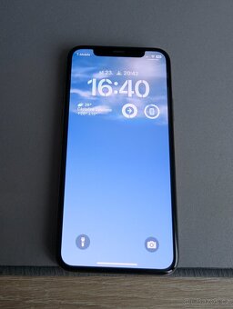 Apple iPhone 11 Pro 64 GB - 9
