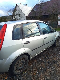 Ford fiesta 1.4 TDCi - 9