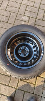 Rezervní kolo + sada do rezervy - 9