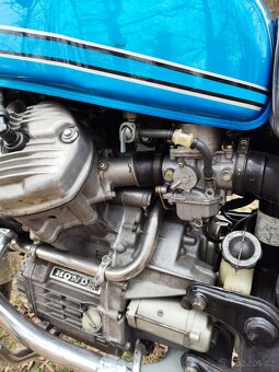 Honda cx500 - 9