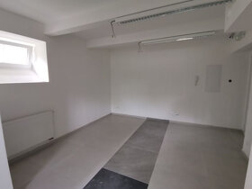 Nový komerční prostor pro nehtové studio v Sušici - 9