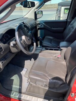Nissan Navara D40 2.5dci 4x4 Automat r.v 2007 - 9