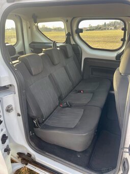 Dacia dokker 1.6 Lpq - 9