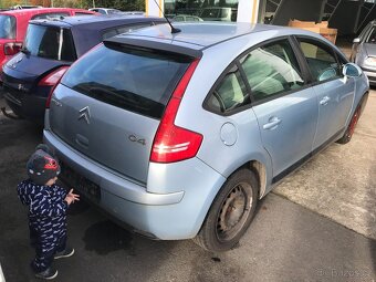 Citroen C4 2006 MOTOR OK DILY z AUTA - 9