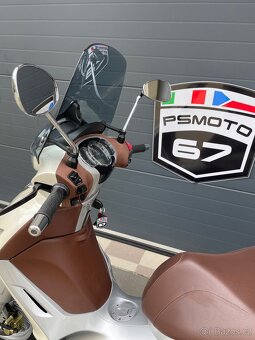 Piaggio Beverly 300 i.e. rok 2016 - 9