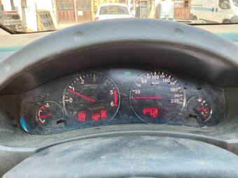 Nissan Navara 3.0 V6 170kW - 9