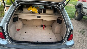 BMW E46 320d 110kw touring - 9