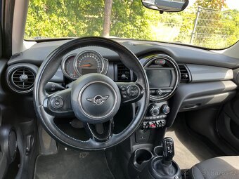 Mini Cooper 1.5 benzín 2019 - 9