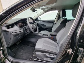 ŠKODA Octavia 1.5TSI 110kW DSG Top Selection M-HEV Combi ČR - 9