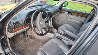 BMW E32 750i 12 knedlíků - 9