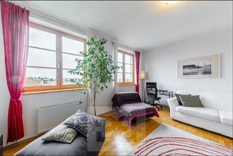 Pronájem jedinečného bytu 2+1, 85 m2 - Praha - Břevnov - 9