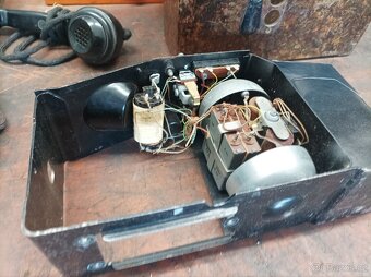 Německý vojenský polní telefon - 9