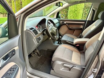 Volkswagen Cross Touran - 2.0TDi 103Kw 140Ps. - 9