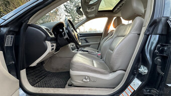 Subaru Legacy, 3.0R Automatic - 9