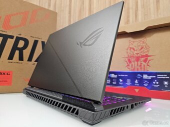 240HZ 2K ASUS ROG i9-13890HX,1TB SSD,32GB RAM,RTX 4070 12GB - 9