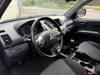 MITSUBISHI L200 2.5 DID 100KW 2015 - 9