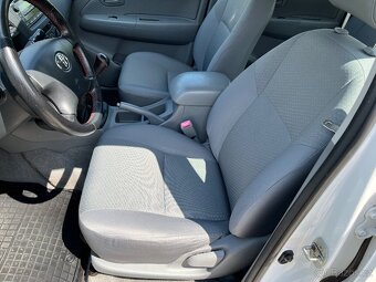 Toyota Hilux 2.5 TD naj: 69837 km - 9