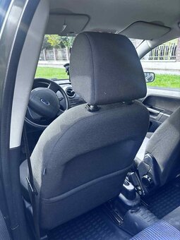 Ford Fusion - 9