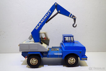 Jeřáb Mammut na setrvačník - Retro Hračky - 9