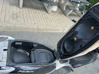 Piaggio Beverly 500 29kW 2005 - 9