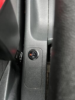 HEZKÁ ŠKODA FABIA  1.2 TSI - BEZ KOROZE - 2 SADY KOL - 9