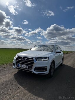 Audi Q7 S-line - 9