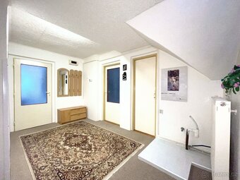 Prodej domu s dvěma bytovými jednotkami, 240 m² - Nový Bor - 9