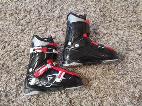 Prodám lyžařské boty Nordica velikosti boty 290 mm - 9