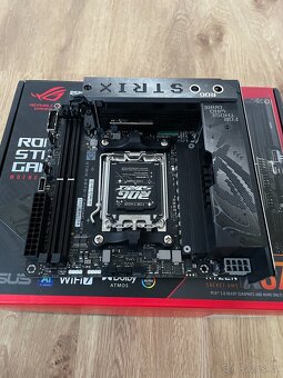 Asus ROG STRIX X870-I GAMING WIFI záruka - 9