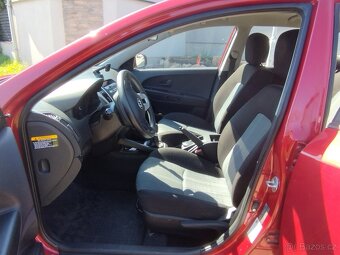 Prodám Kia Ceed 1.4i 66kw benzín - 9