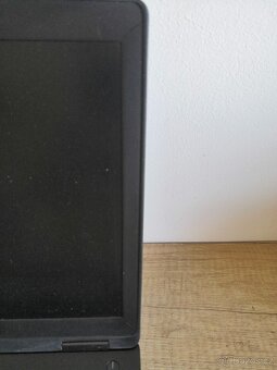 Dell 5580 i7 7600U / 8 RAM / WIN 10 / čtěte - 9