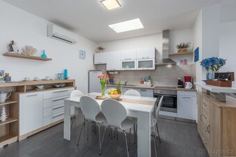Umag,Istra,Chorvatsko - duplex villa primo u more a plaze - 9