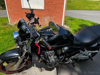 Suzuki Bandit 1200 - 9