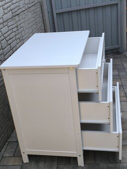 Prodám dřevěnou komodu - 9
