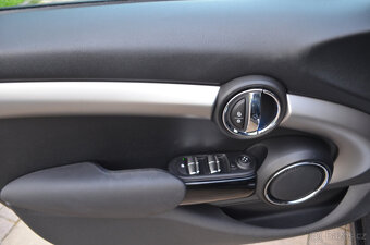 PRODÁM MINI COOPER ONE 1.5D 5-DVÉŘ NAVI,ALU,TEMPOMAT - 9