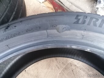 Letní pneu. Bridgestone 245/45 R19 102Y - 9