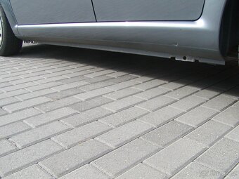 Citroën C3 1.4i, 54 kW, r. 2010, pouze 71 400 km, 1. majitel - 9