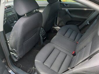 Škoda Octavia 1,6 MPI DSG - 9