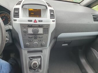 Opel Zafira 1.8i benzín 7místné - 9