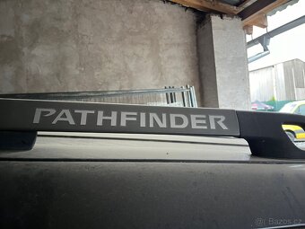 Nissan Pathfinder - 9